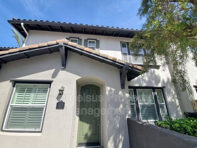 Building Photo - 2175 Condor Dr