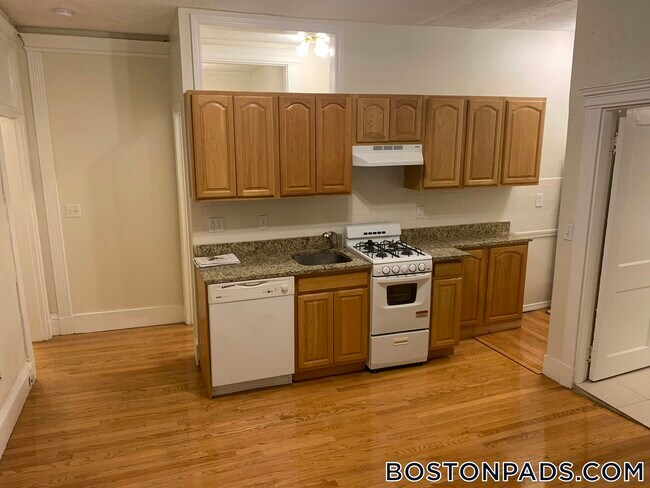 171 Hemenway St Unidad 24