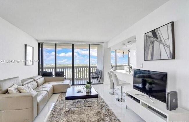 Photo - 1000 E Island Blvd Unit 1911