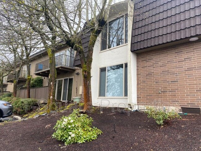 Photo - 11208 NE 68th St