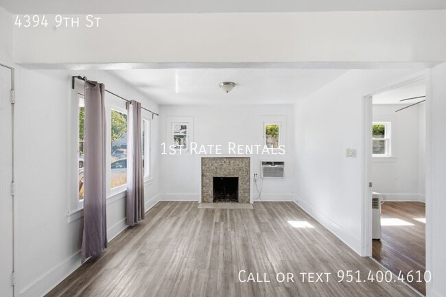 Photo - 4394 9th St