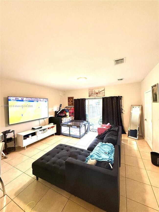Photo - 20439 NW 15th Ave