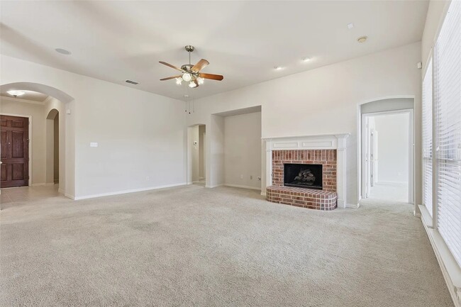 2718 Serena Ct