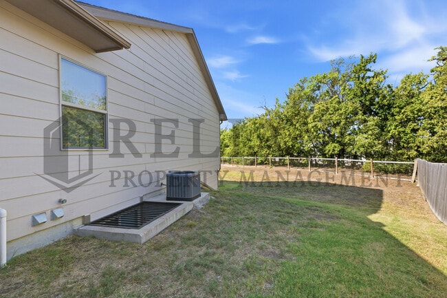 Photo - 2202 E Quivira Cir