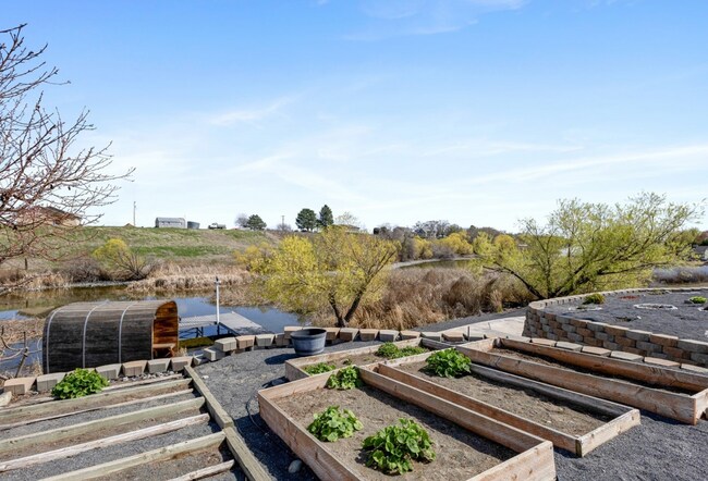 Photo - Lakefront Home in Cascade Valley