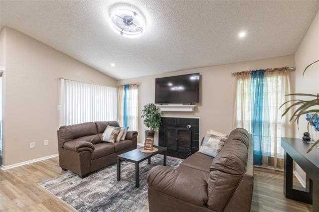 Photo - 47 Shady Brook Cir