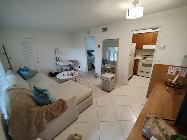 Photo - 301 E Royal Palm Rd Unit 1C
