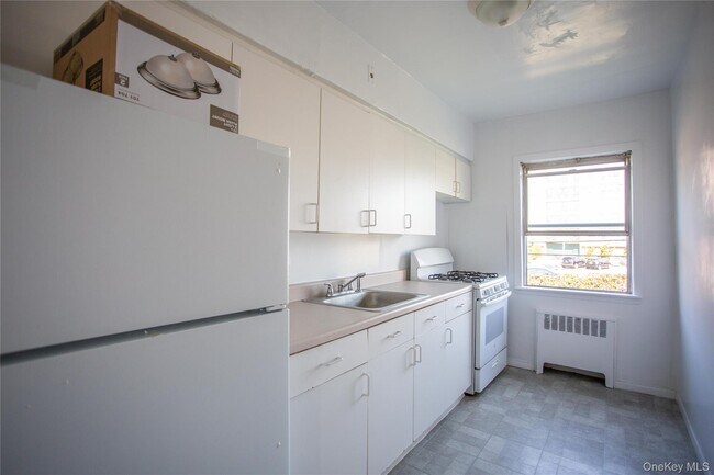 Photo - 345 Shore Rd Unit 1B