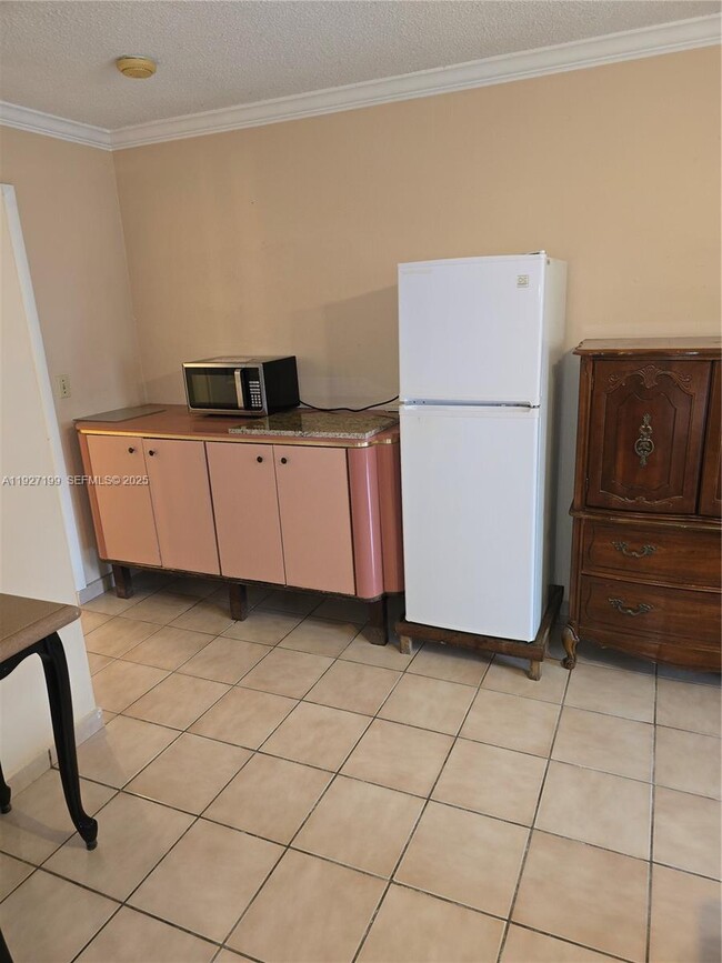 Photo - 1113 NE 2nd St Unit 1-2