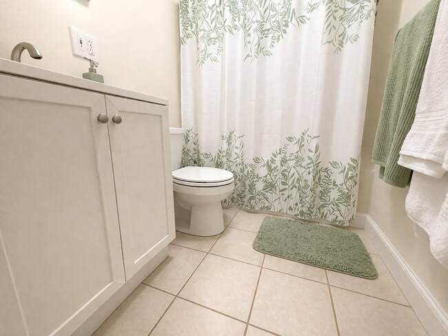 Photo - 1056 Cambridge St Unit 2f