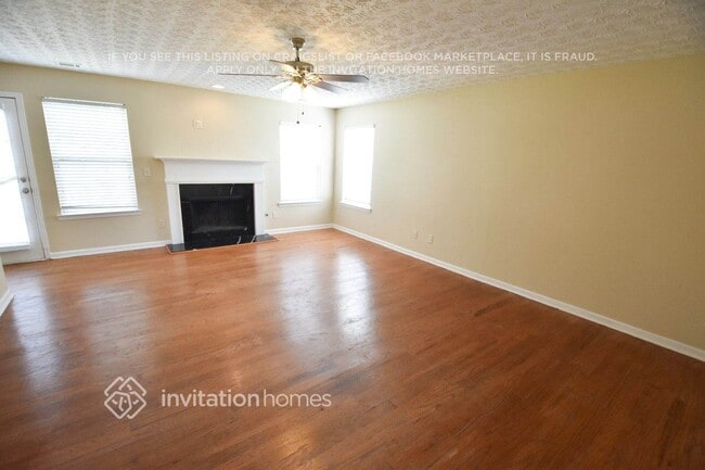 975 Shannon Rd SE