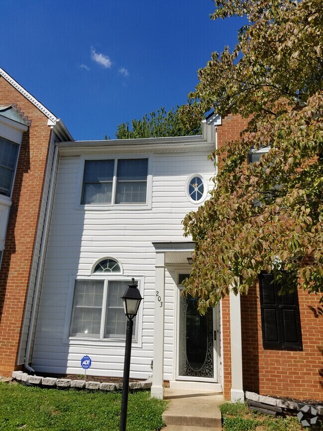 Garrisonville Est Nearby Townhomes for Rent Stafford VA 3