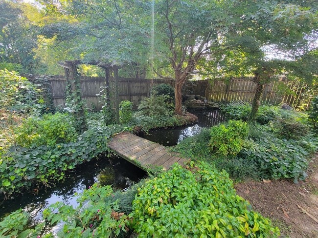 Photo - Walnut Hill - Columbia County