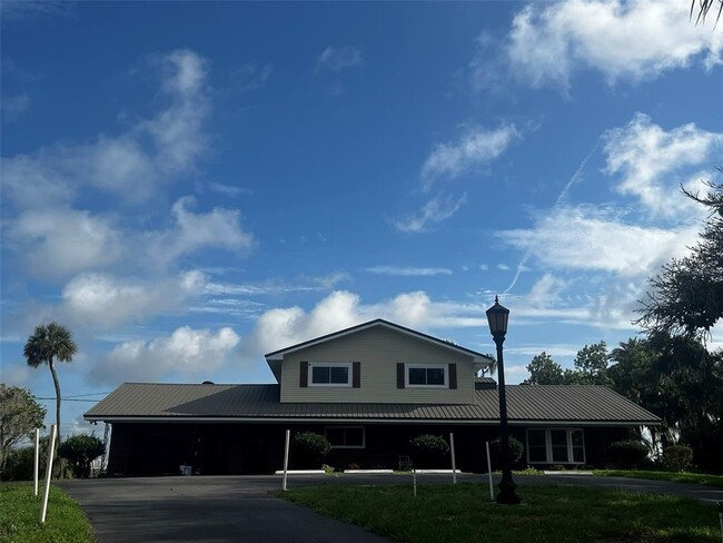 Building Photo - 1145 S Lake Reedy Blvd