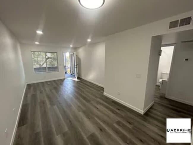 Photo - Single family residence