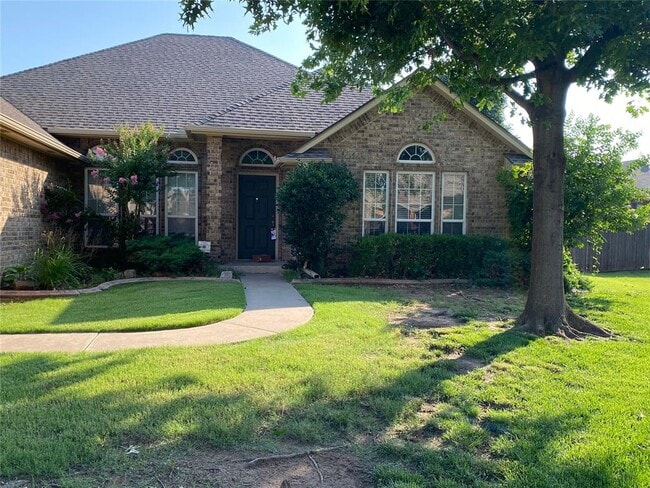Photo - 1708 NW 161st Cir House