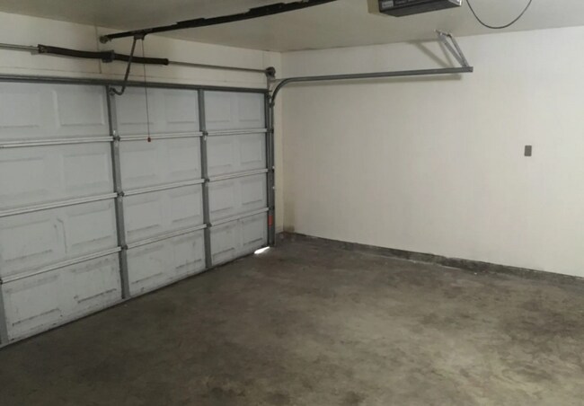 Photo - 4005 Oaklawn St