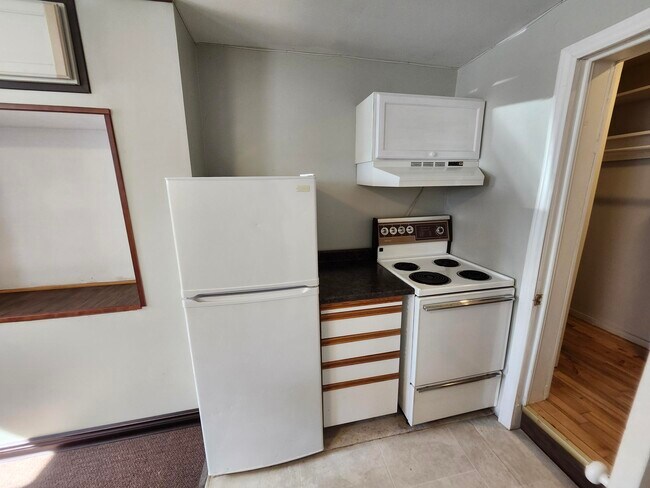 Photo - 120-120 Pitt St Unit 116-B