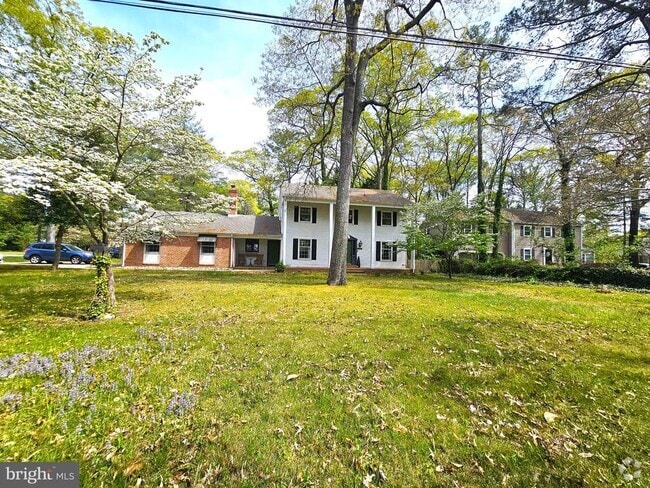 Building Photo - 1501 Woodland Rd Rental