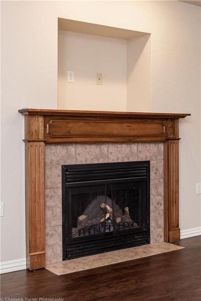 Photo - 2 Bedroom Condo 6 Minutes from UofA! Prime location in quiet neighborhood!