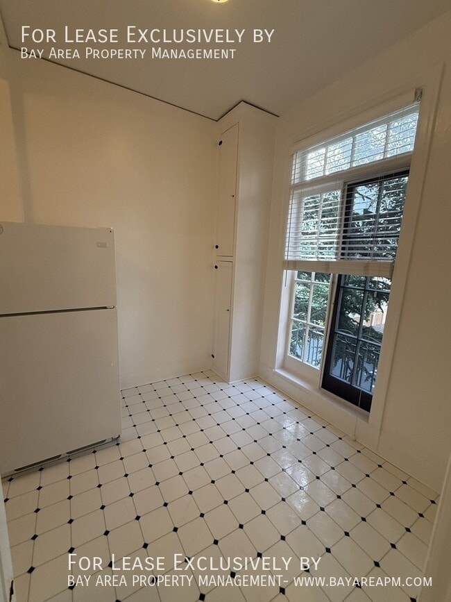 Photo - 345 Forest St Unidad 302