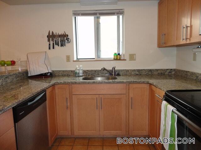 Photo - 345 Franklin St Unidad 407