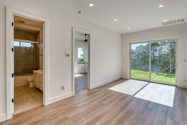 Photo - 8621 Nina Ln