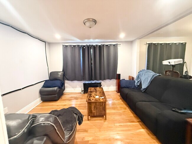 Photo - 54 Pontiac St Unidad 1