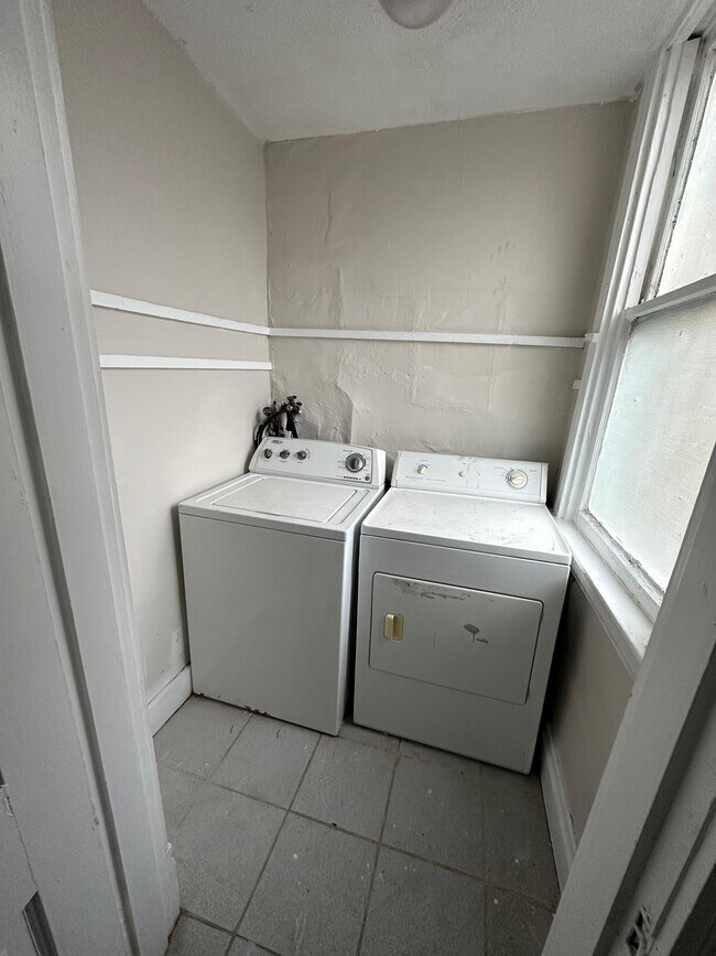 Photo - 1511 Saint Patrick St Unit Downstairs