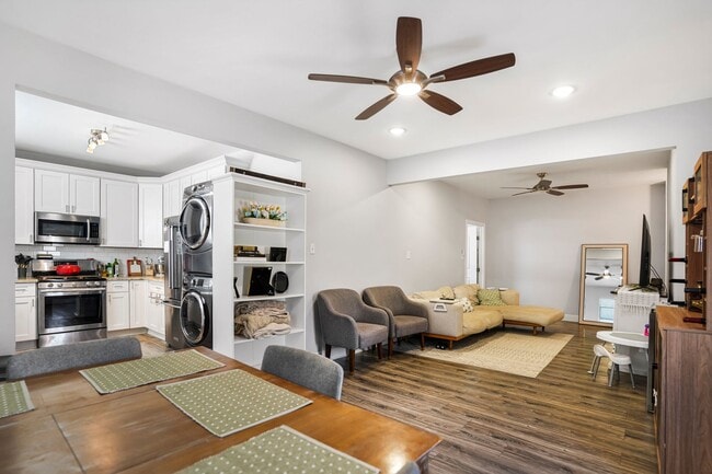 Photo - 429-429 3rd St Unidad 429