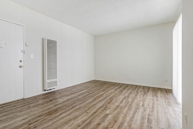 Photo - 1705 Purdue Ave Unit 12