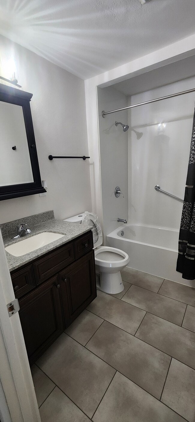 Photo - 107 Northland Dr Unit 107