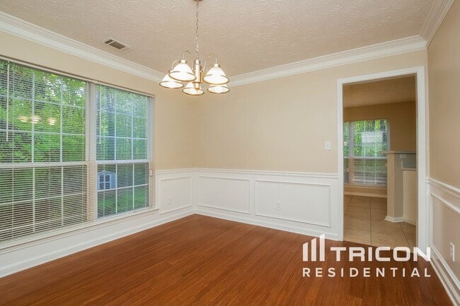 Photo - 2255 Hamilton Parc Ln