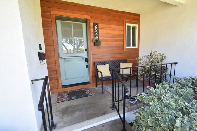 Photo - Three Bed Home w/Yard in Rolling Hills Area of Fullerton