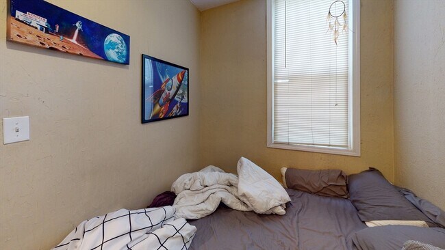 Photo - 24 Maverick St Unit 1