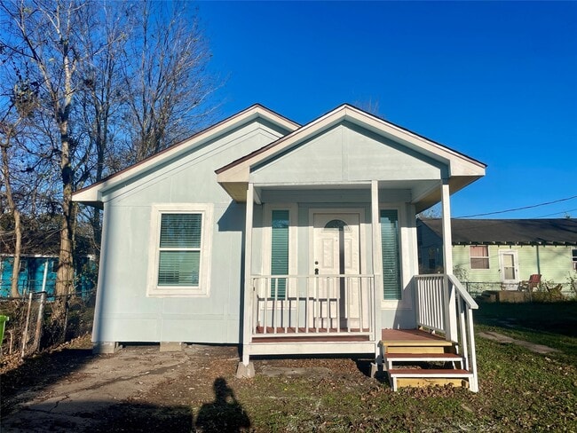 Photo - 504 N 8th St