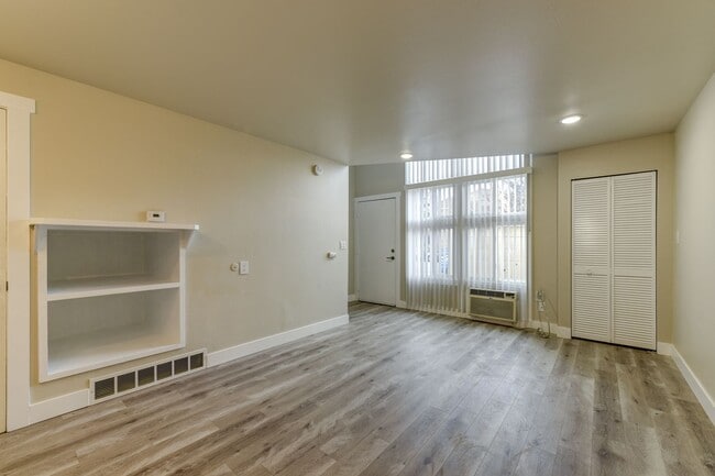 Photo - 3460 Madison Ave Unit #10