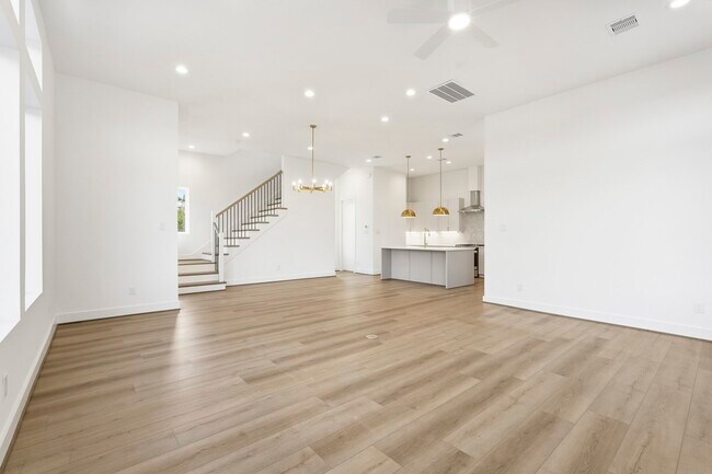 Photo - 3830 Wilmer St