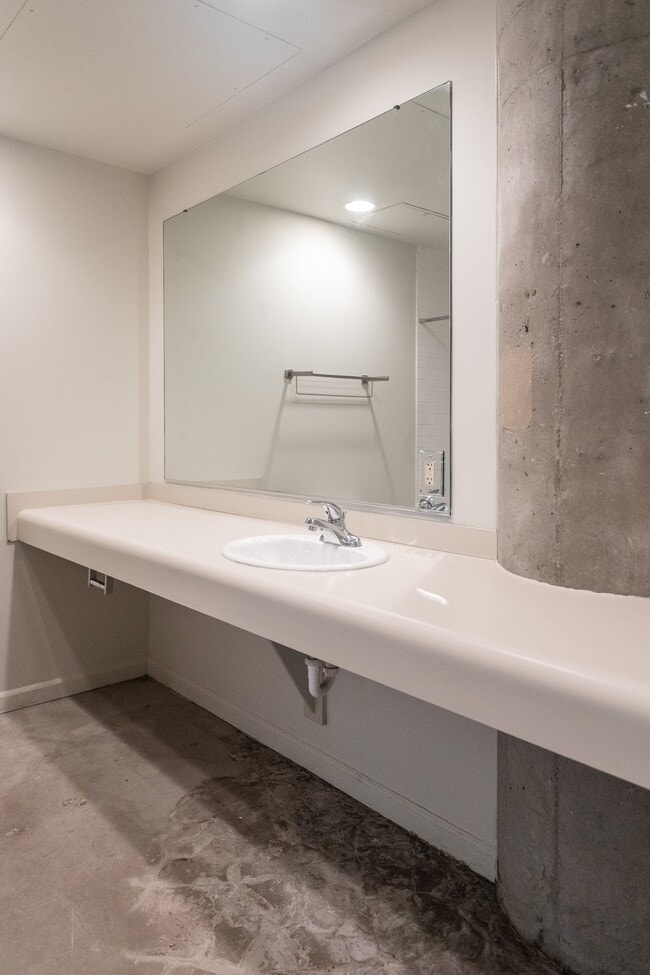 41 Burroughs St Unit 107