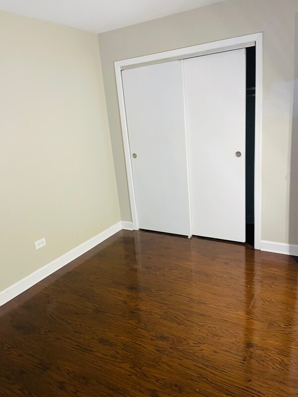 Photo - 1902 N Green Ln N Unit 2A