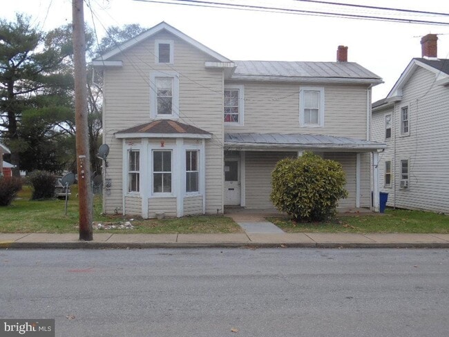 Building Photo - 207 Cloud St Rental