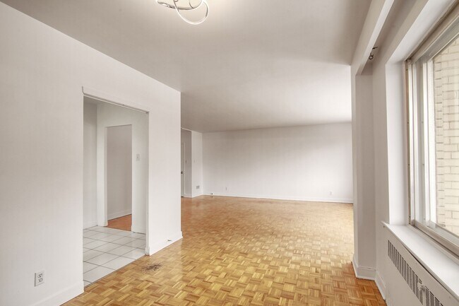 Photo - 3555 Chem. de la Côte-des-Neiges Unit 602