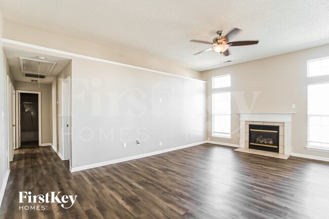 Photo - 7111 Smithton Ln