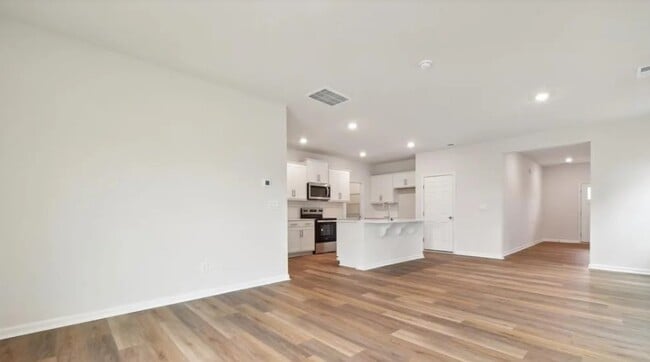 Photo - 8048 Plymouth Dr