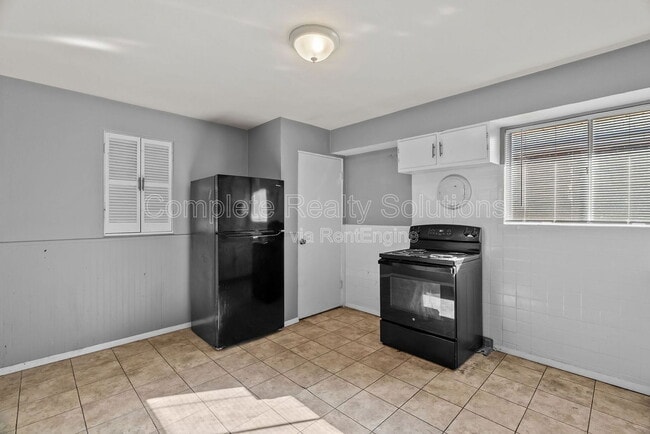 Photo - 1216 Lakeview Ave