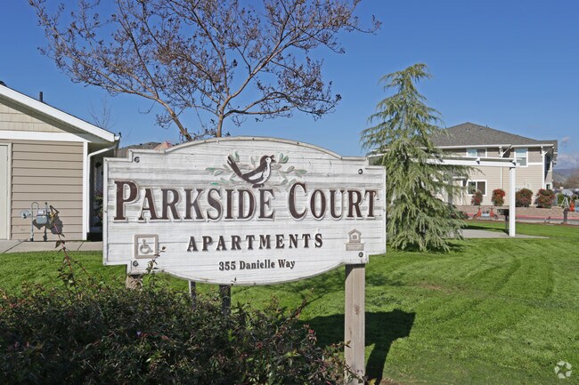 Photo - Parkside Court Apartments