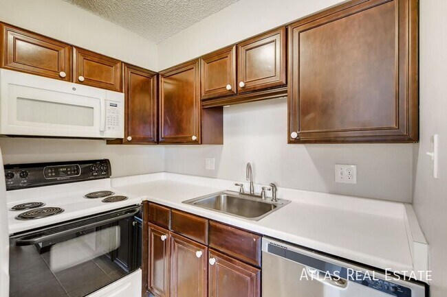 Photo - 498 W Powers Ave Unit 202