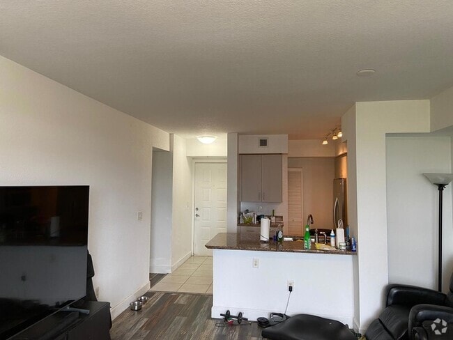 Building Photo - 1830 Radius Dr Unit 825 Rental