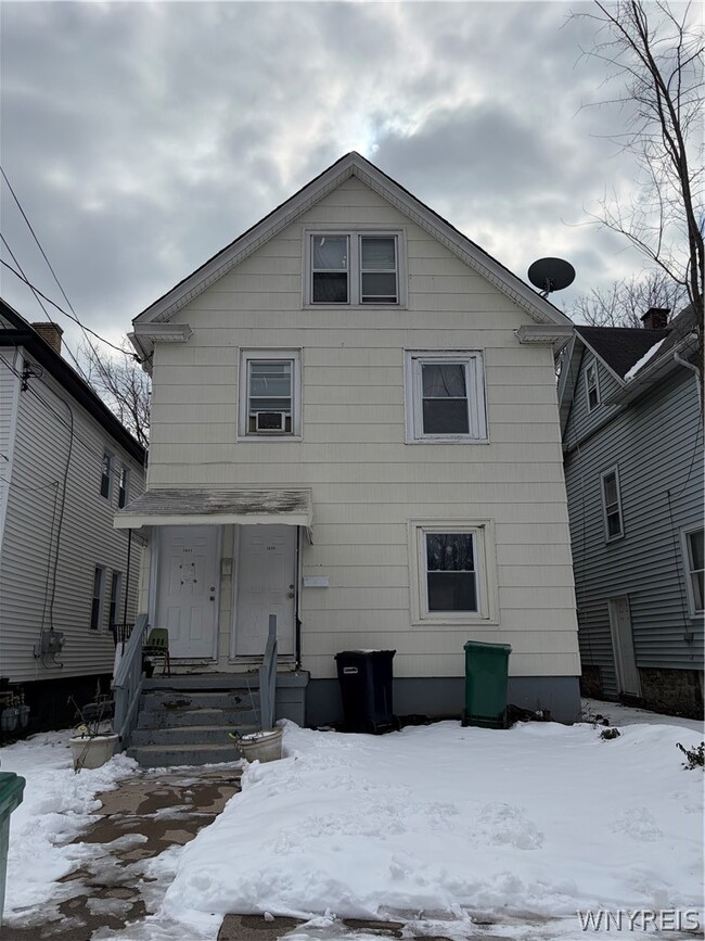 Photo - 1839 Michigan Ave