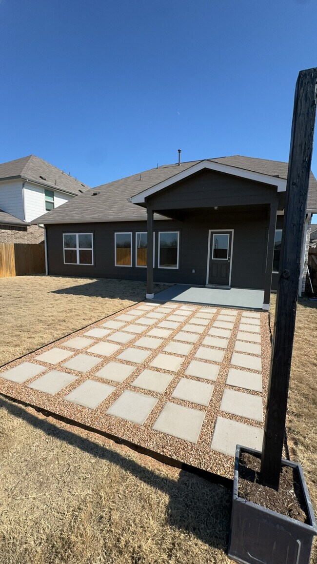 Photo - 13108 Chapala Wy